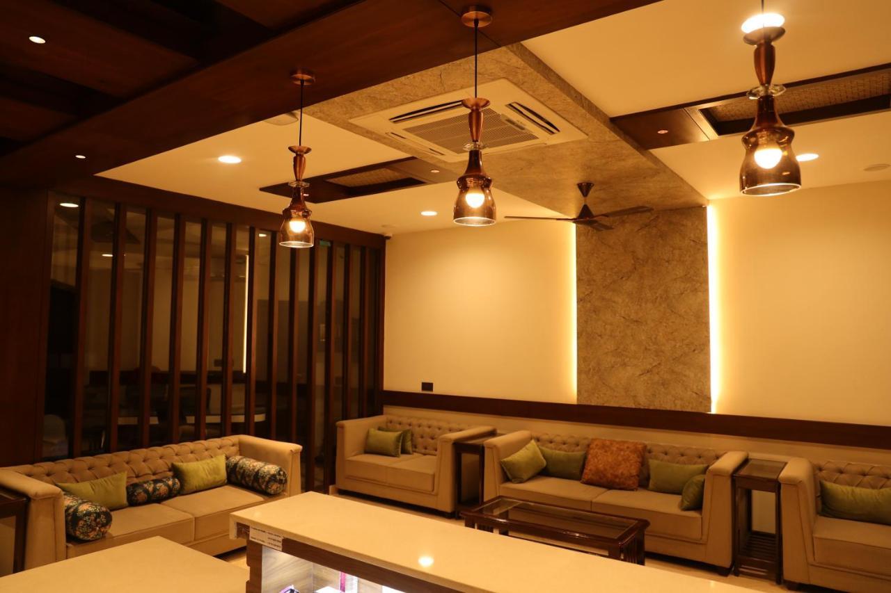 Hotel Amantran Inn Udaipur Luaran gambar